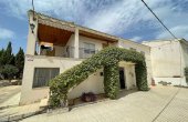 3-6786/1021, 5 Bedroom 1 Bathroom Townhouse in Salinas