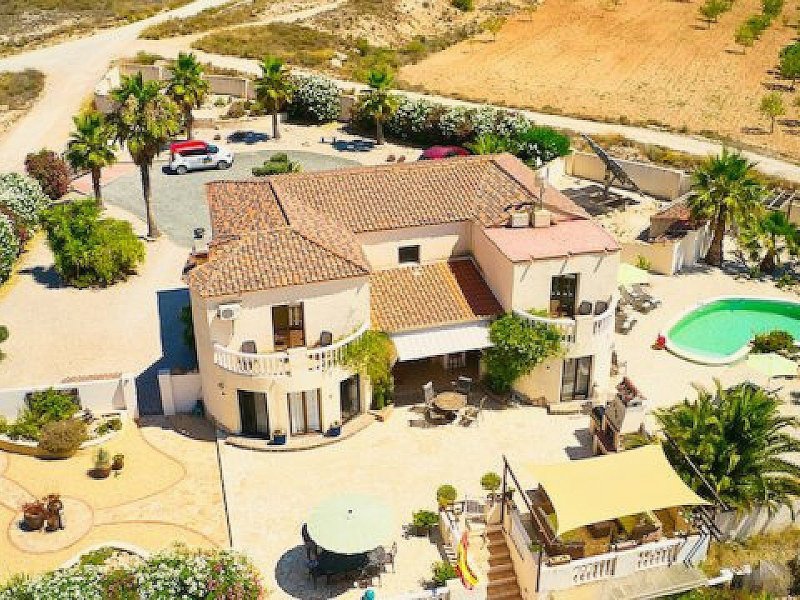 7 Bedroom 7 Bathroom Villa in Barbarroja