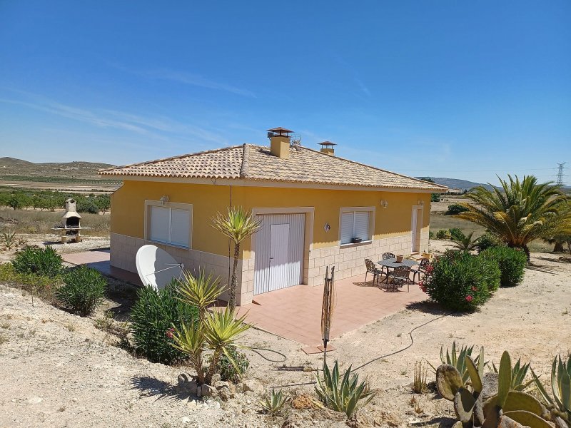 3 Bedroom 2 Bathroom Villa in Canada del Trigo