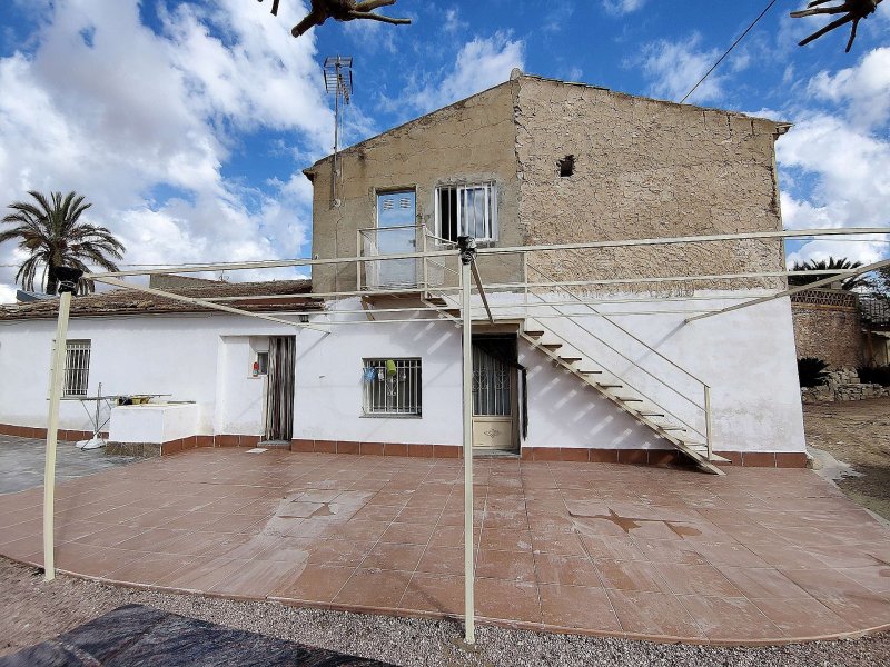 3 Bedroom 1 Bathroom Semi-detached in La Romana