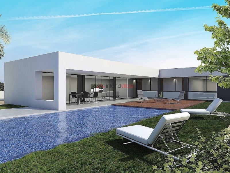 3 Bedroom 2 Bathroom Villa in Torre Del Rico