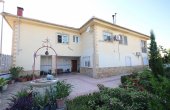 3-4391/1271, 9 Bedroom 4 Bathroom Villa in Monovar