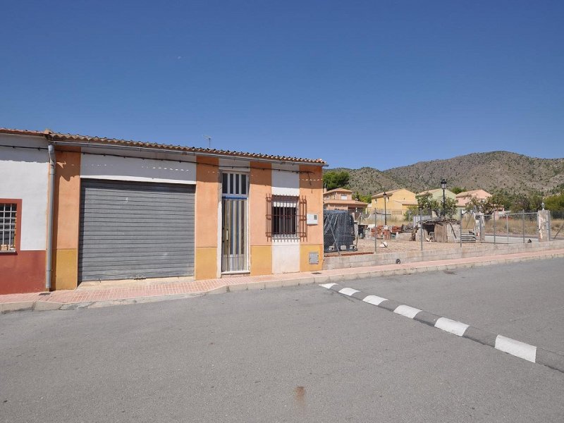 3 Bedroom 1 Bathroom Townhouse in Salinas