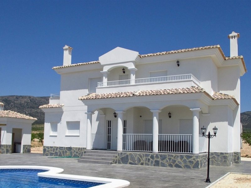 3 Bedroom 2 Bathroom Villa in Pinoso