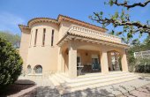 3-3439/1299, 4 Bedroom 3 Bathroom Villa in Petrer