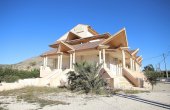3-3247/1314, 7 Bedroom 4 Bathroom Commercial in Fortuna