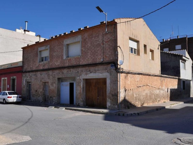 3 Bedroom 1 Bathroom Finca in Pinoso