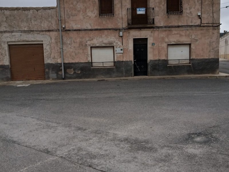 8 Bedroom 1 Bathroom Restoration Project in Xinorlet