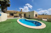 3-7226/1375, 4 Bedroom 3 Bathroom Villa in Hondón de las Nieves