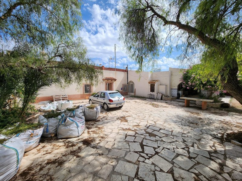 4 Bedroom 1 Bathroom Cave House in Alguena