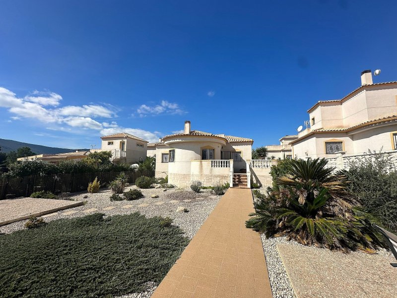 3 Bedroom 2 Bathroom Villa in Castalla
