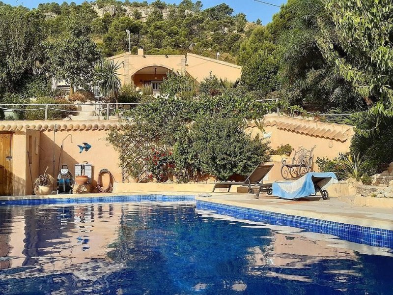 4 Bedroom 3 Bathroom Villa in La Garapacha