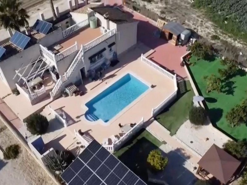 3 Bedroom 2 Bathroom Country house in Orihuela