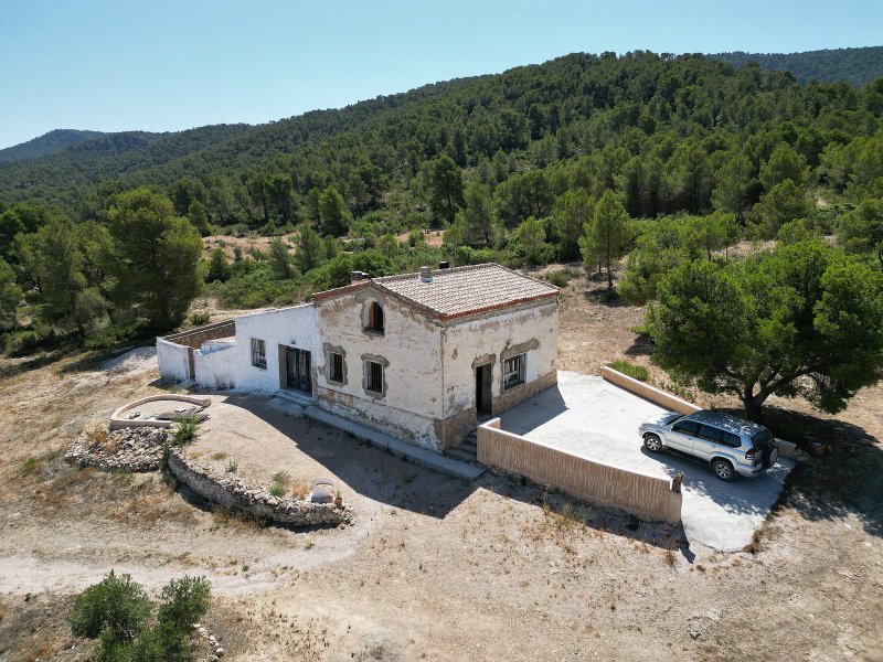 4 Bedroom 1 Bathroom Country house in Villena