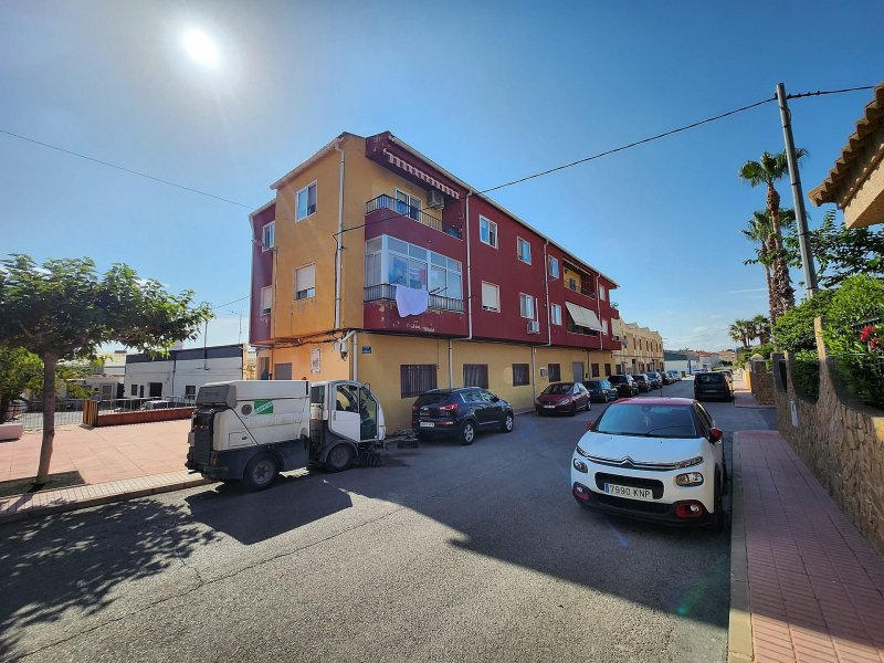 4 Bedroom 1 Bathroom Apartment in Salinas