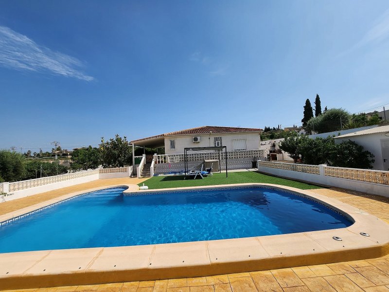 3 Bedroom 3 Bathroom Villa in Fortuna