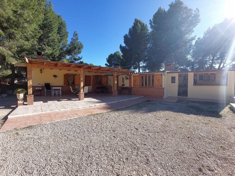 4 Bedroom 1 Bathroom Country house in Tibi