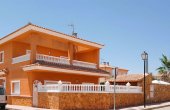 3-6910/986, 3 Bedroom 2 Bathroom Villa in Salinas